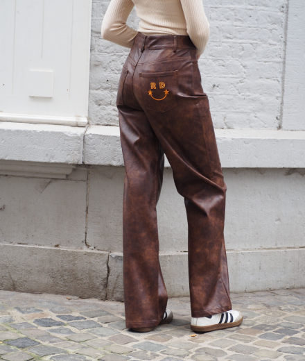 Pantalon ESMEE similicuir brun